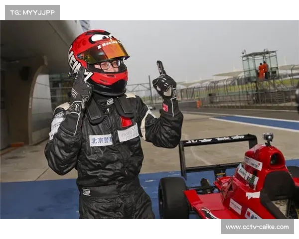 加贺迪与鲁塞尔携M21-F4赛车经验登陆澳门,法国车手争冠添筹码 加贺迪与鲁塞尔携M21-F4赛车经验登陆澳门,法国车手争冠添筹码